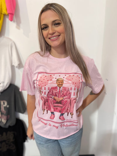 Trump in a Pink Suit Valentine T-Shirt