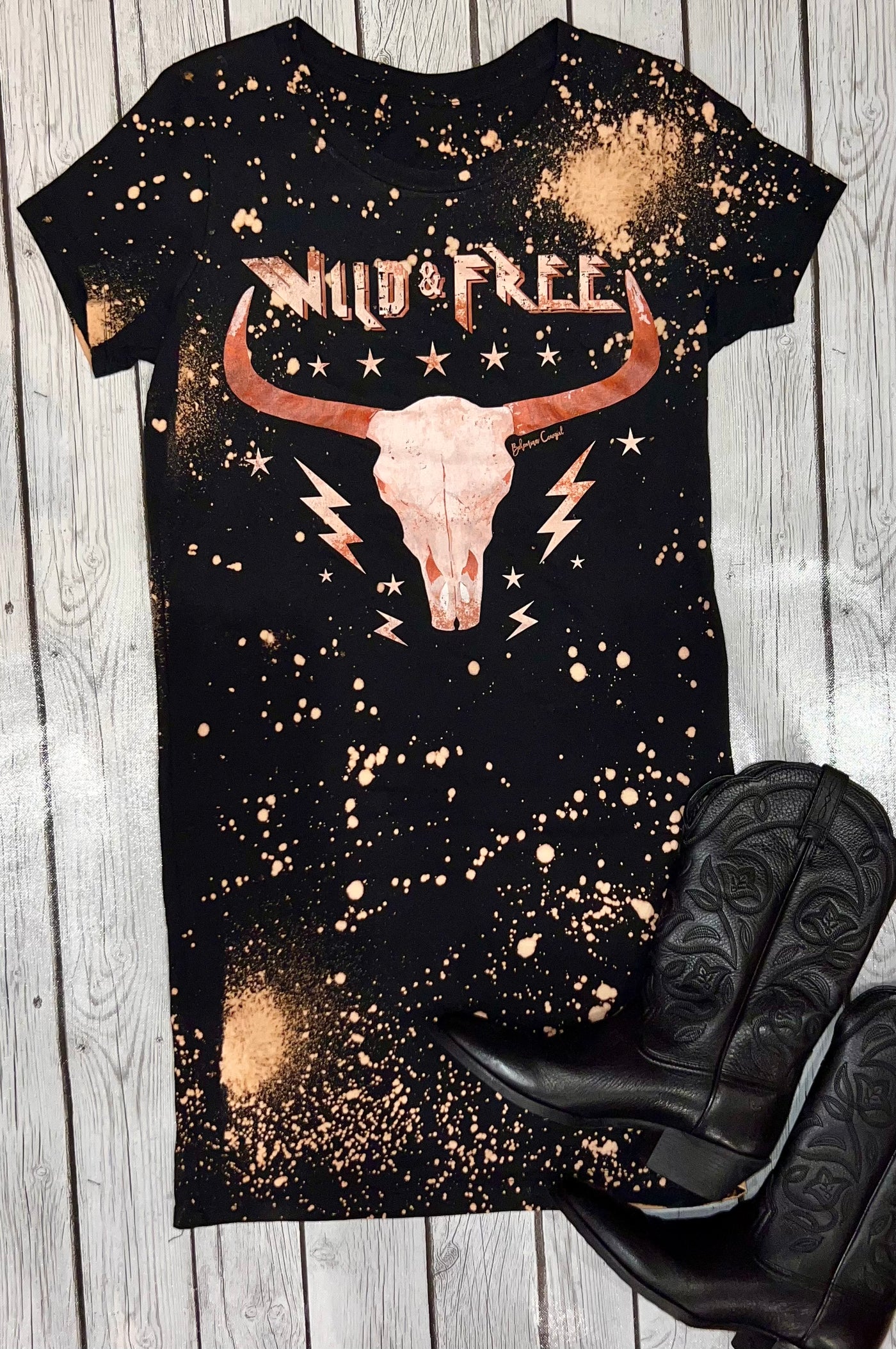 Wild & Free - T-shirt Dress